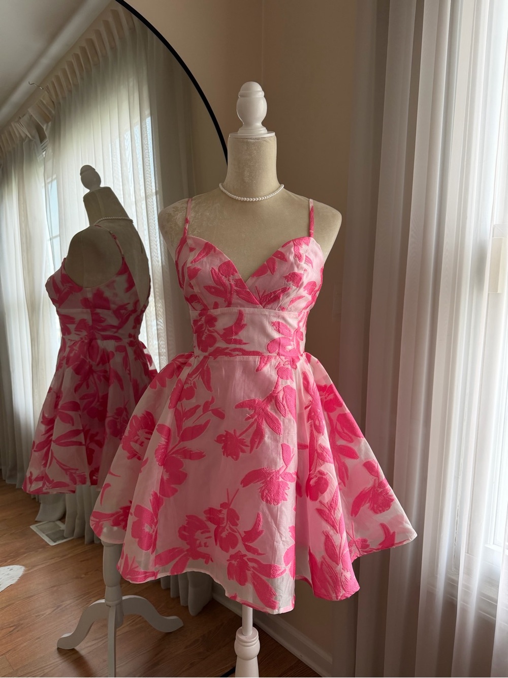 Showpo Pink Floral Fit-and-Flare Cocktail Dress Size 4